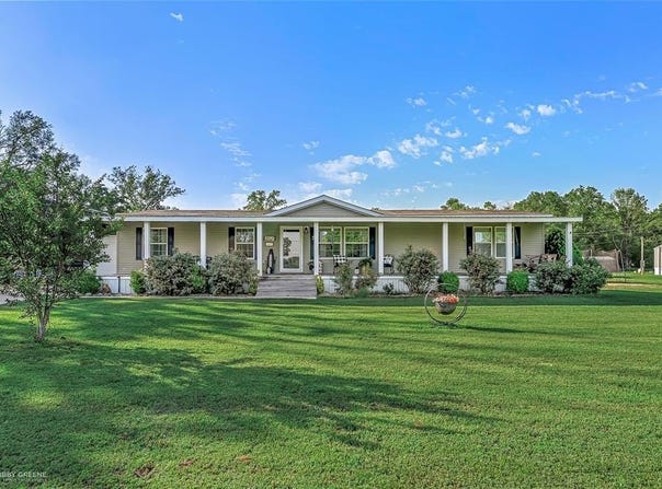 10160 Ferry Lake Road, Oil City, LA 71061