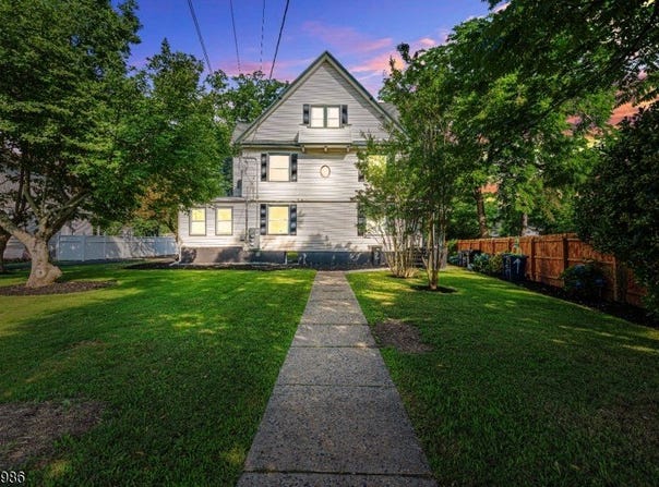 1119 E Front St, Plainfield City, NJ 07062-1164