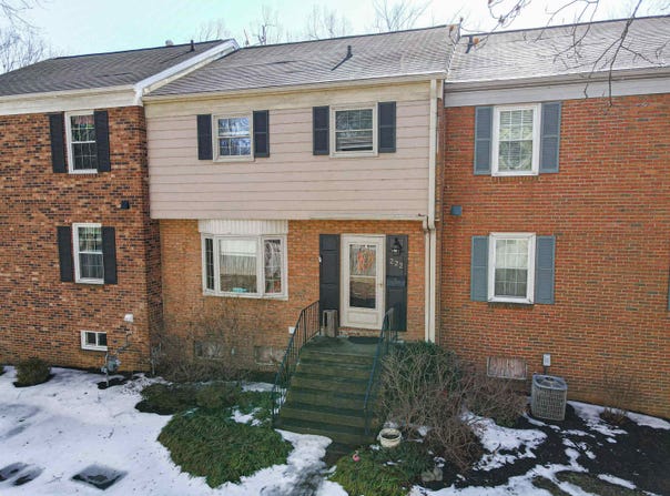 222 Huntington Lane, Blacksburg, VA 24060