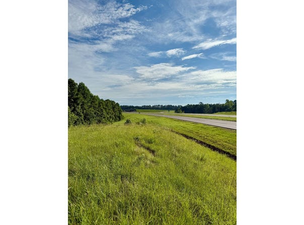 18300 Highway 25 South, Louisville, MS 39339