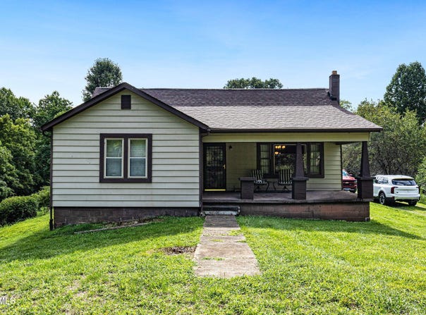 2911 Kingdom Road, Duffield, VA 24244