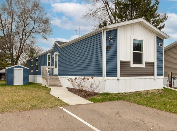 875 W Grand River Avenue, Williamston, MI 48895