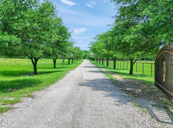 4844 County Road 203, Tioga, TX 76271
