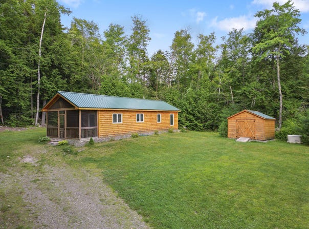 92 Cottage Shore Drive, Holden, ME 04429
