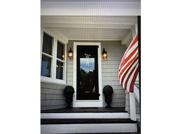 54 Woodlawn Avenue, Naugatuck, CT 06770