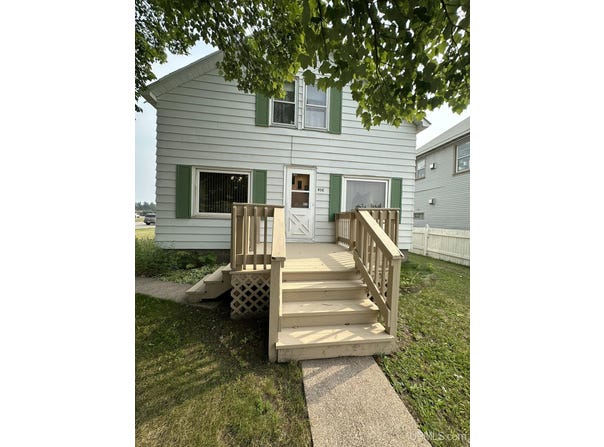 95 E Stephenson, Gwinn, MI 49841