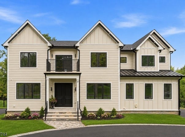 12 Tilden Ct, Livingston Twp., NJ 07039-2447