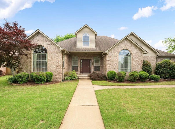 2435 Grummer Lane, Conway, AR 72034
