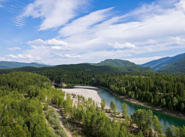 1182 Lake Meadow Way, Columbia Falls, MT 59912