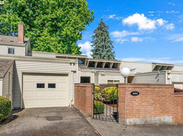 16905 SW 126TH AVE, King City, OR 97224