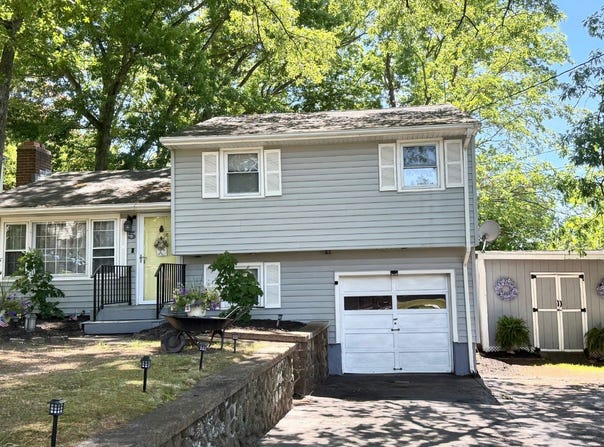 5 Jackson Avenue, Wallingford, CT 06492