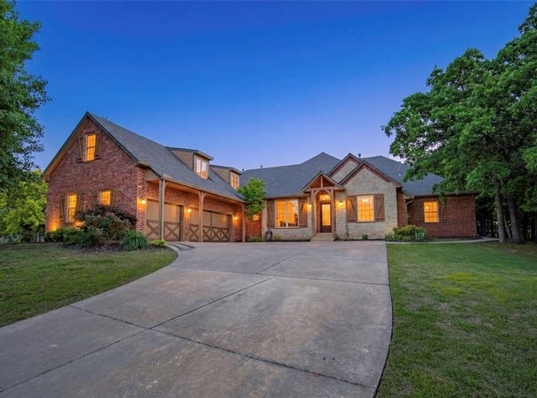 6205 Valley Ridge Drive, Edmond, OK 73034