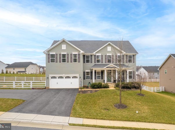 13621 PRIMAVERA Drive, MT AIRY, MD 21771