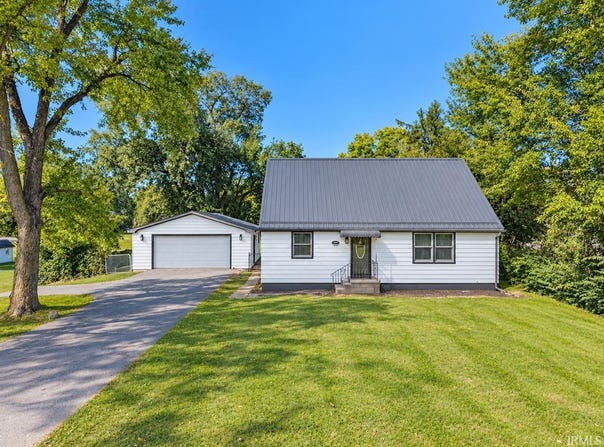 3560 Sandpoint Road, Fort Wayne, IN 46809