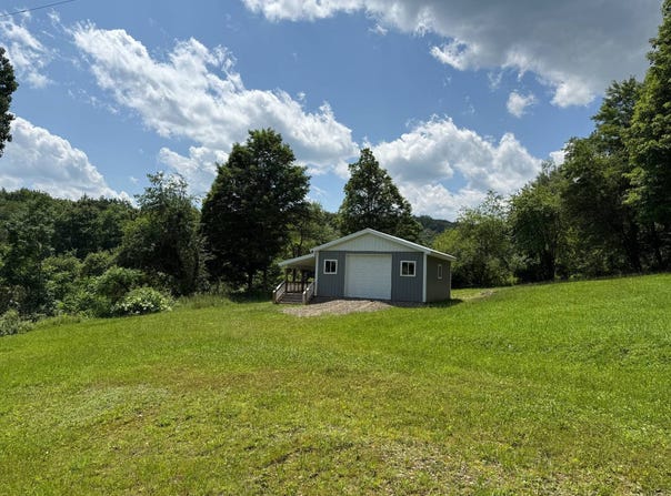 695 Turner Hill Rd, Corry, PA 16407