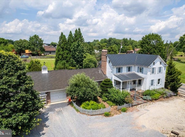 825 WHITE HALL ROAD, LITTLESTOWN, PA 17340