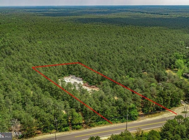 LACEY Road, FORKED RIVER, NJ 08731
