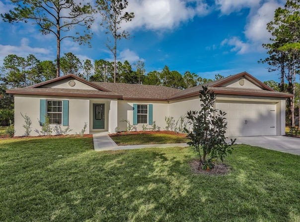 5598 8th St W #5, Lehigh Acres, FL 33971