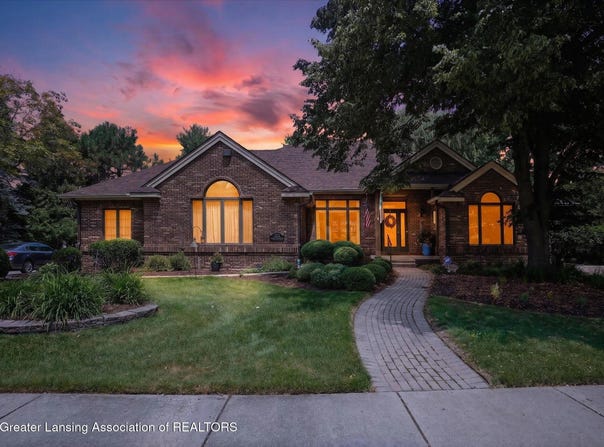 6270 Pine Hollow Drive, East Lansing, MI 48823