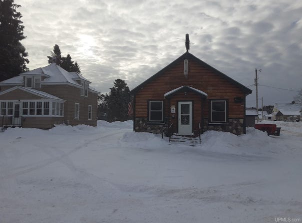 805 & 807 Eli Avenue, Bessemer, MI 49911