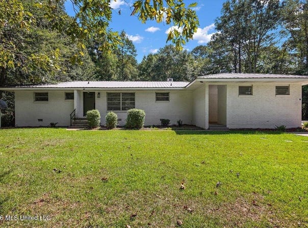 3850 Highway 35, Carthage, MS 39051