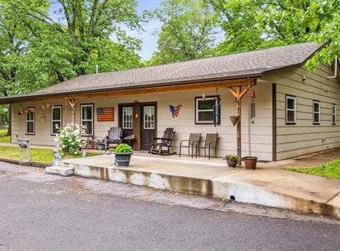 5969 E 620 Road S, Locust Grove, OK 74352