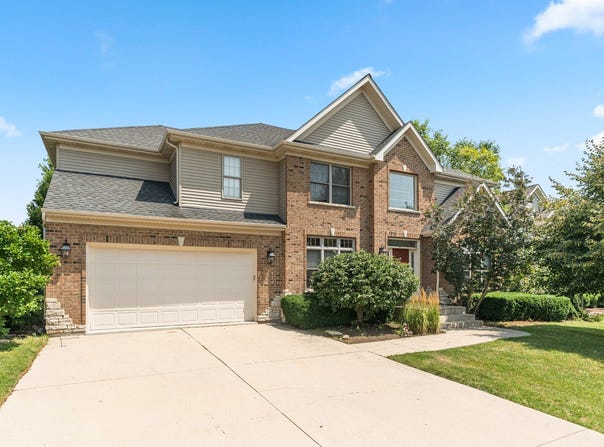1858 Parkside Drive, Sycamore, IL 60178