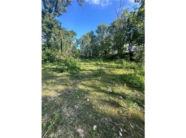 Landers  RD, Rogers, AR 72756