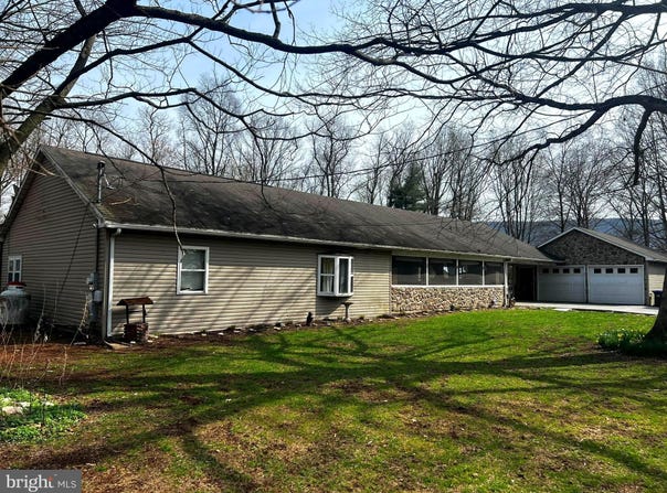 511 PINE DRIVE, SACRAMENTO, PA 17968