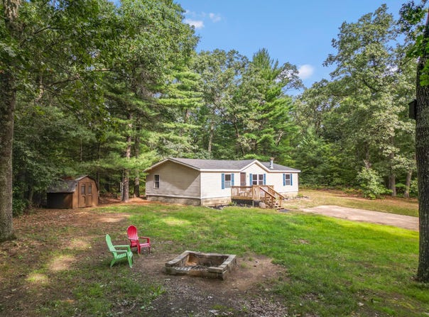2197 E Cedar Street, Newaygo, MI 49337