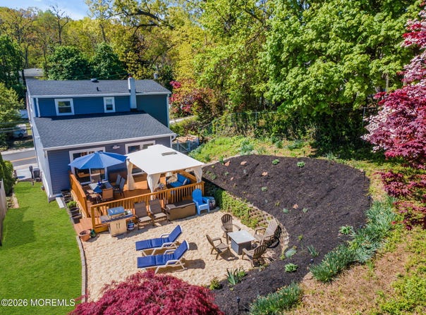 212 Linden Avenue, Highlands, NJ 07732