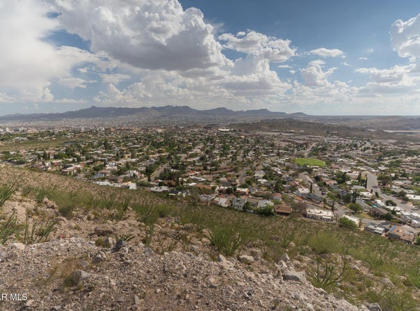 27 SILENT CREST Drive, El Paso, TX 79902