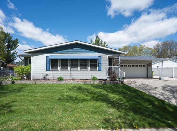 403 W Washington St, Delavan, WI 53115