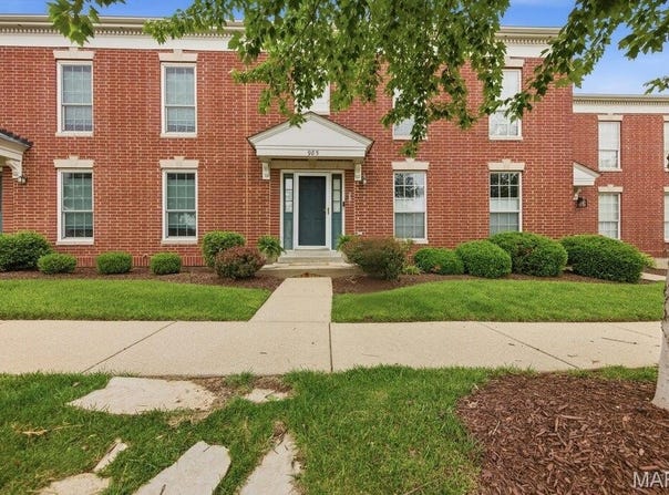 985 Rolling Thunder Drive, O'Fallon, MO 63368