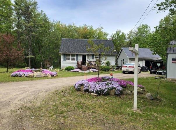 60 Maple Street, Casco, ME 04015
