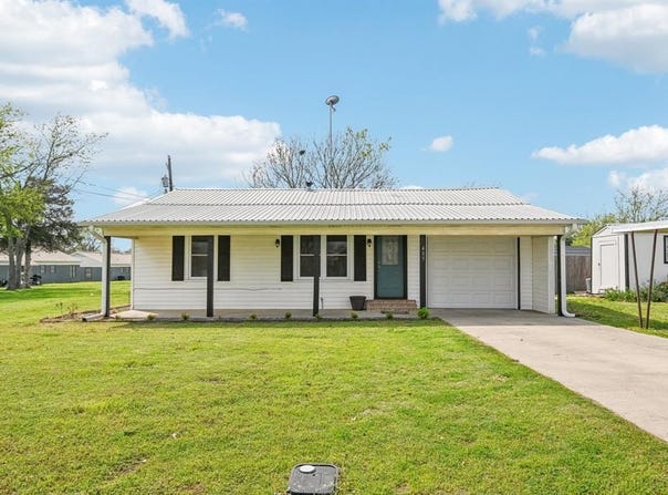 405 Willard Hall Street, Leonard, TX 75452