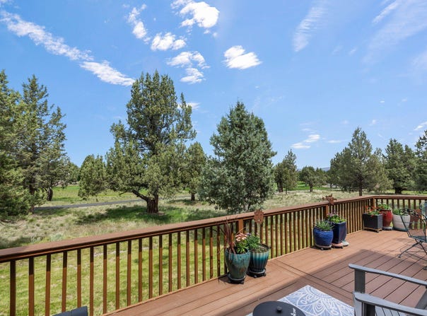 8505 Golden Pheasant Court, Redmond, OR 97756