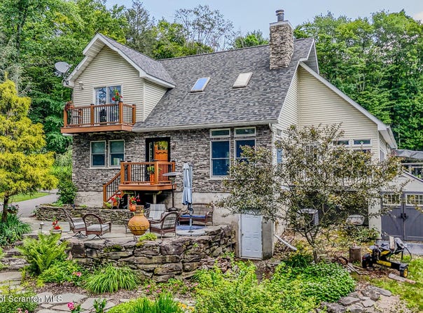 1196 Osborne Rd Road, New Milford, PA 18834