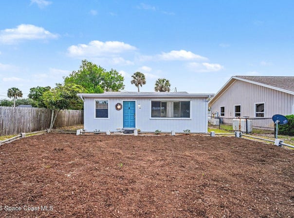 842 Torrence Lane, Melbourne, FL 32935