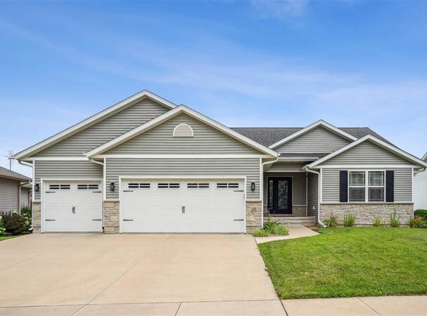 435 E Jefferson St, NorthLiberty, IA 52317