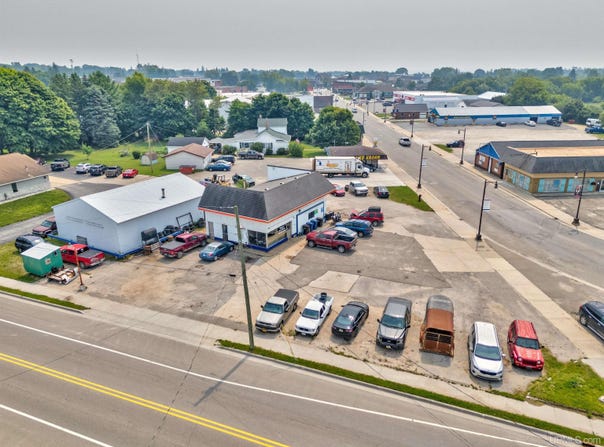 192 River, Manistique, MI 49854