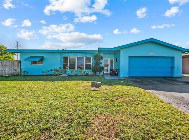 3700 NW 25th St, Lauderdale Lakes, FL 33311