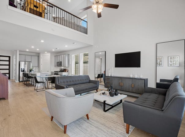 432 Tinto St, Leander, TX 78641