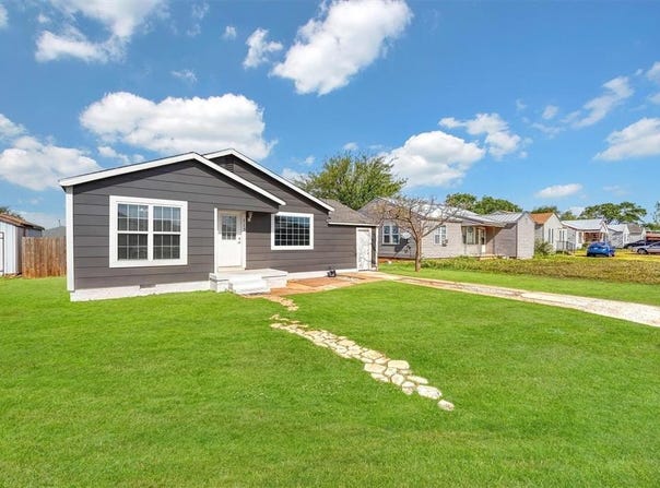 113 Central Drive, Sayre, OK 73662