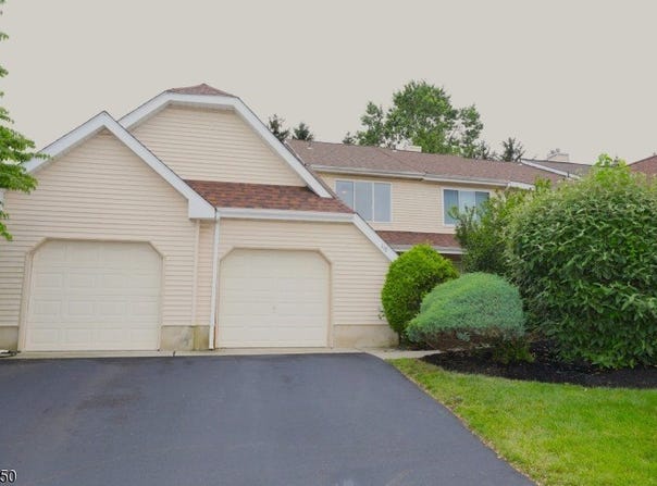 117 Nathan Dr, North Brunswick Twp., NJ 08902-1234