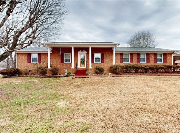 126 Apollo Circle, Archdale, NC 27263