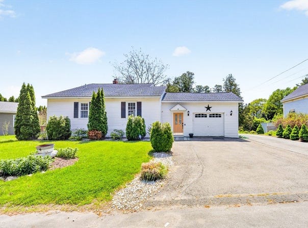84 Fowler Rd, Lowell, MA 01854