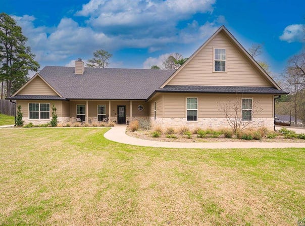 415 Bob White Dr, Gilmer, TX 75645
