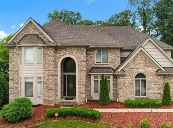 22219 Lujon Drive, Northville, MI 48167