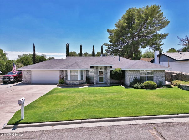 105 Dream Spirit Drive, Santa Teresa, NM 88008